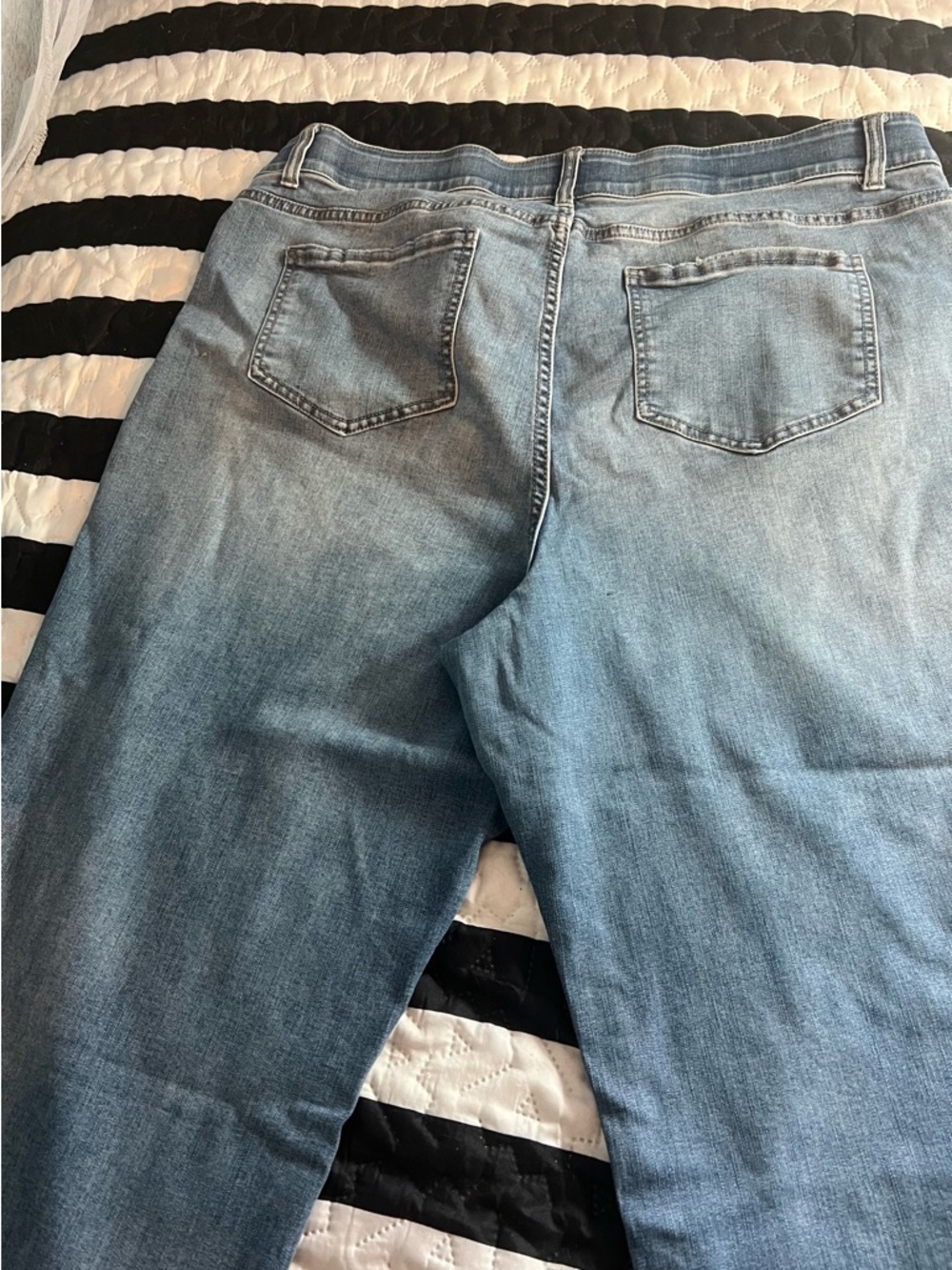 Terra & Sky Light Blue Wide-Leg Jeans (Ankle Jean) - Picture 3 of 7